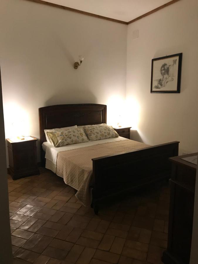 سورا Le Prigioni Del Palazzo B&B المظهر الخارجي الصورة