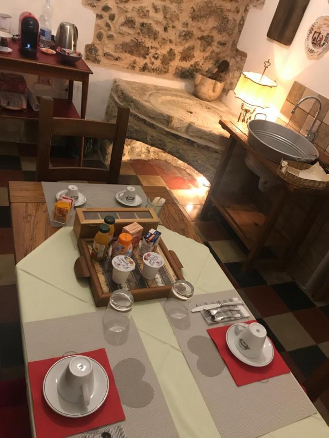 سورا Le Prigioni Del Palazzo B&B المظهر الخارجي الصورة