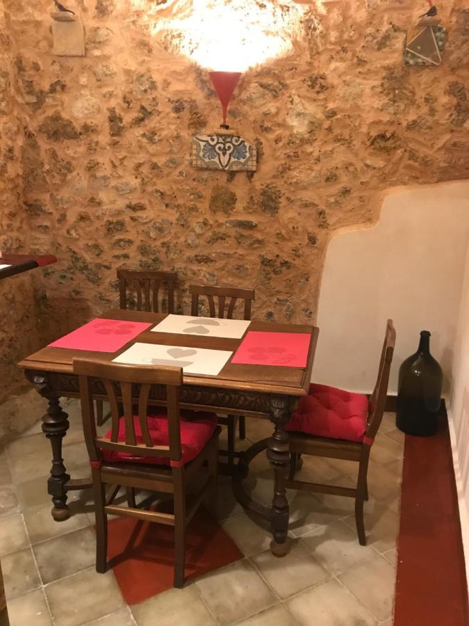 سورا Le Prigioni Del Palazzo B&B المظهر الخارجي الصورة