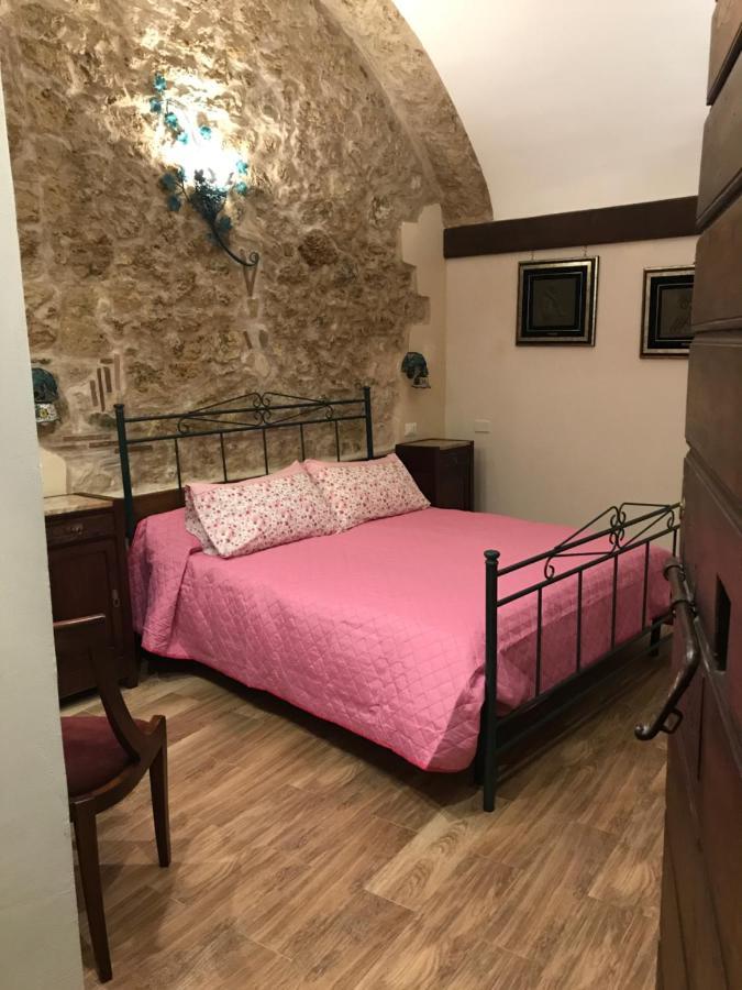 سورا Le Prigioni Del Palazzo B&B المظهر الخارجي الصورة