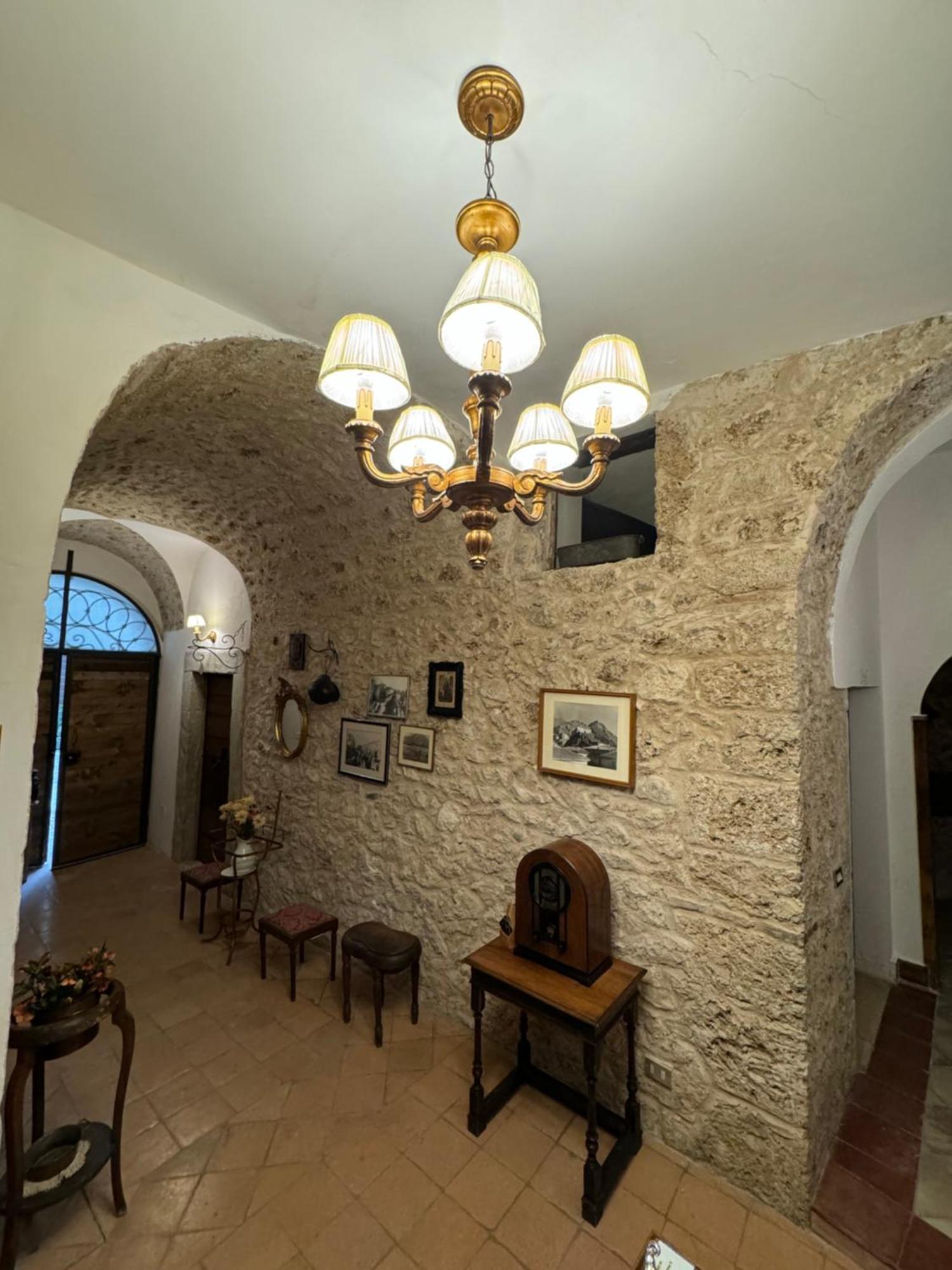 سورا Le Prigioni Del Palazzo B&B المظهر الخارجي الصورة