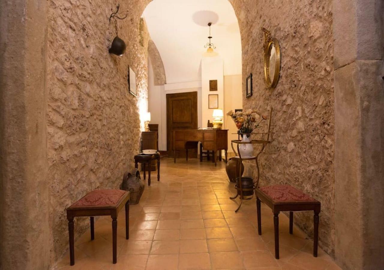 سورا Le Prigioni Del Palazzo B&B المظهر الخارجي الصورة